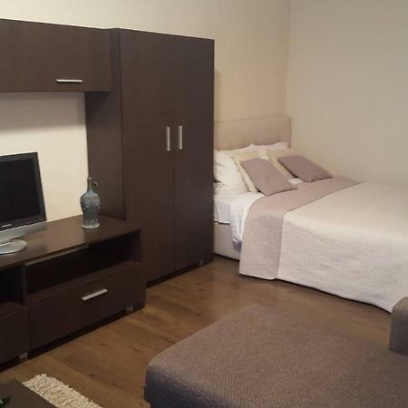 Apartamentai Dainu II Šiauliai Exteriér fotografie