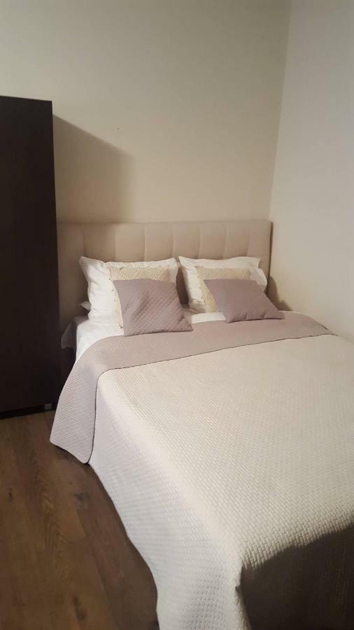 Apartamentai Dainu II Šiauliai Exteriér fotografie